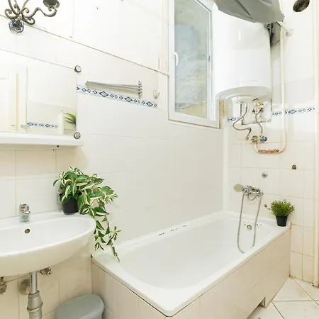 Apartment Bazilika Zichy Jeno Stret